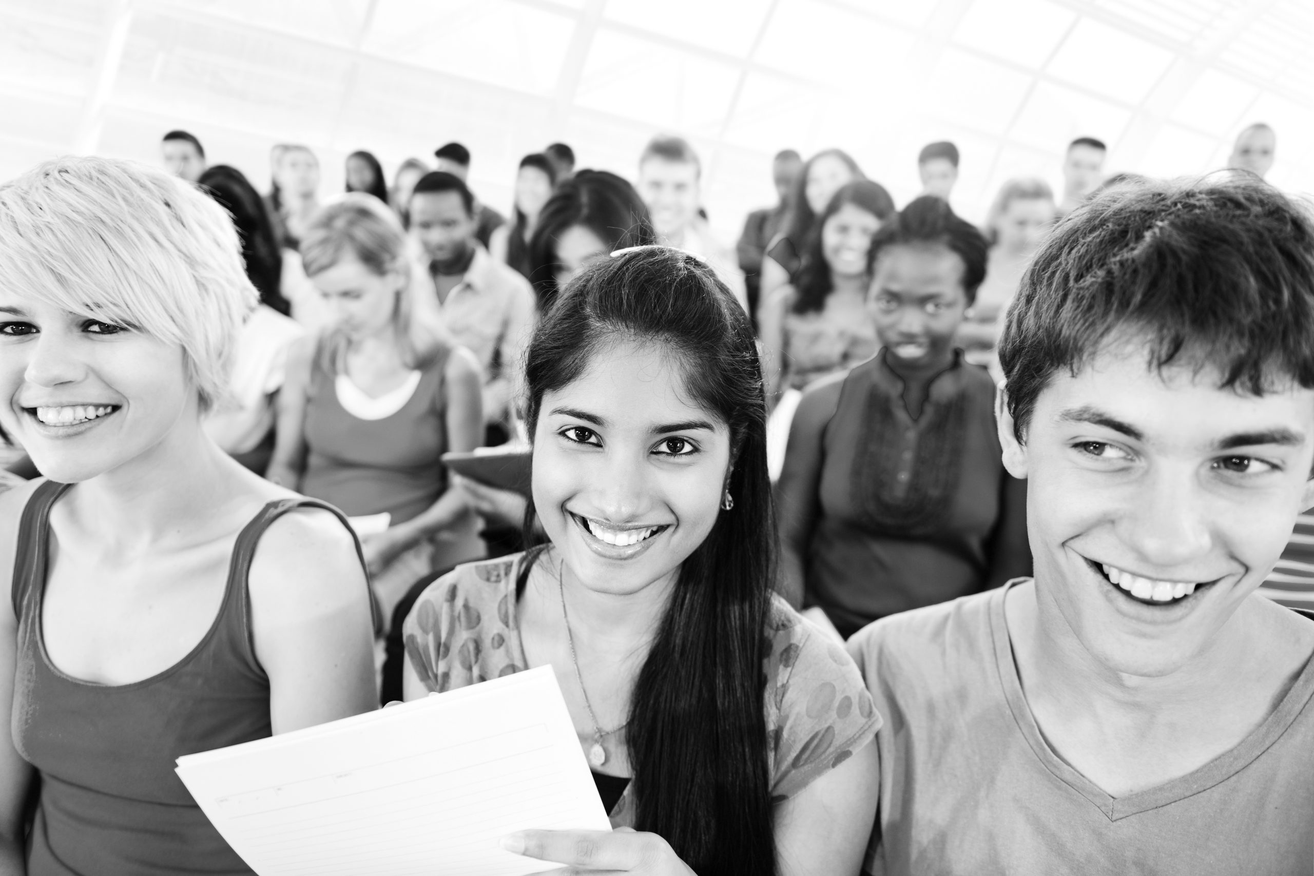 Groupmates. Университет для презентации. Heccrbtстуденты смотрят в камеру. Эссе для университета. I like my university.